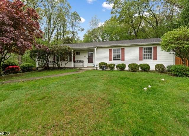 Property at 3 Morgan Ter, Roxbury Twp., NJ 07885-1027, 3 beds, 2 baths