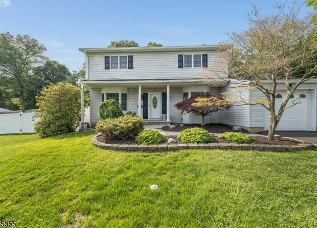 Property at 119 Sunrise Ter, Washington Boro, NJ 07882-1641, 4 beds, 1.5 baths
