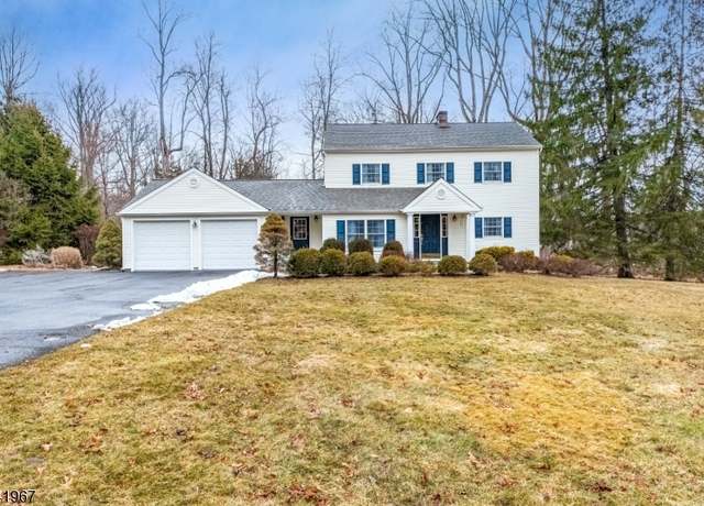 Property at 6 Dogwood Dr, Chester Twp., NJ 07930-2704, 5 beds, 3.5 baths