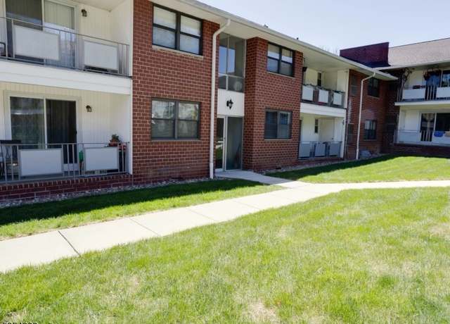 Property at 1300 Rock Ave Unit K7, North Plainfield Boro, NJ 07060-3503, 2 beds, 1 bath