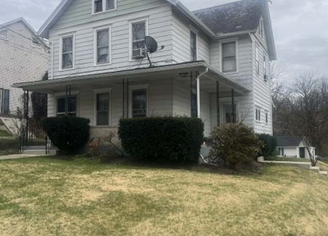 Property at 4 Municipal Dr, Pohatcong Twp., NJ 08865-7800, 3 beds, 1 bath