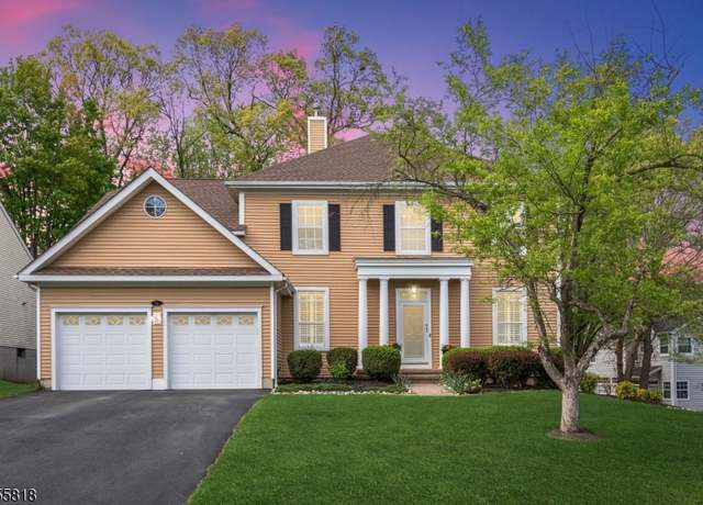 Property at 11 Surrey Ln, Bernards Twp., NJ 07920-3732, 5 beds, 3.5 baths