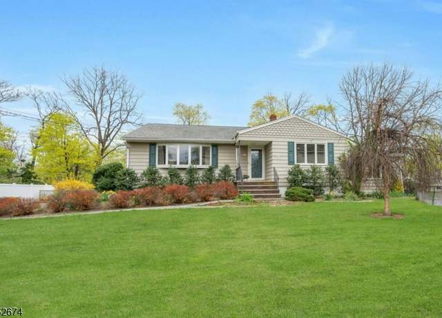 Property at 16 Debow Ter, Pequannock Twp., NJ 07444-1004, 3 beds, 2.5 baths