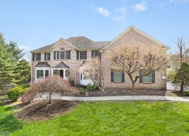Property at 16 Beacon Hill Dr, Chester Twp., NJ 07930-3000, 5 beds, 4.5 baths