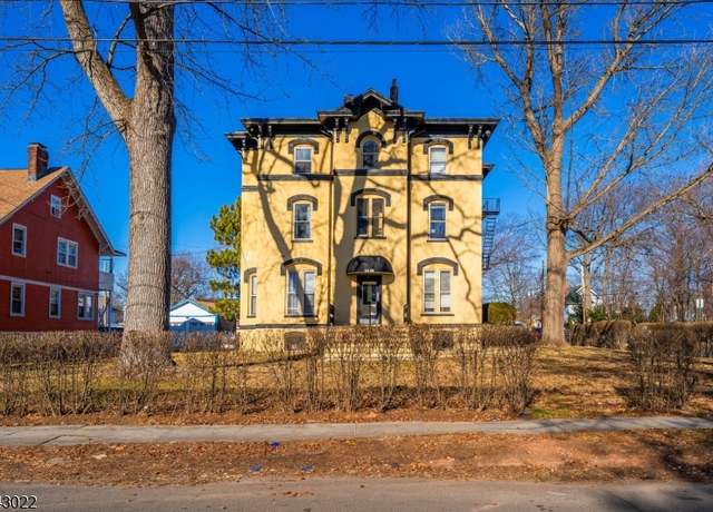 Property at 64 Washington Ave, North Plainfield Boro, NJ 07060-4640, 6 beds, 6 baths