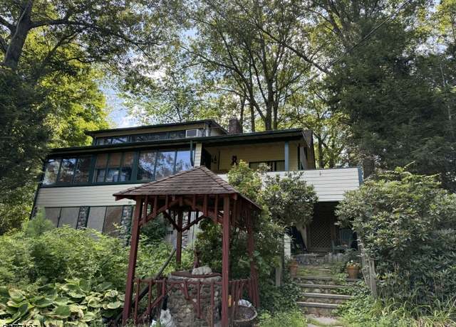 Property at 12 Riverside Rd, West Milford Twp., NJ 07421-1531, 3 beds, 1 bath