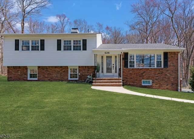 Property at 526 Indian Rd, Wayne Twp., NJ 07470-4918, 4 beds, 3 baths