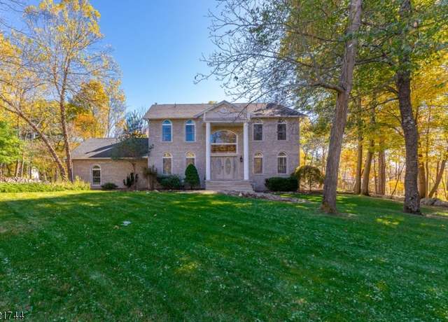 Property at 14 Holland Mt Rd, Jefferson Twp., NJ 07438-9100, 5 beds, 3 baths