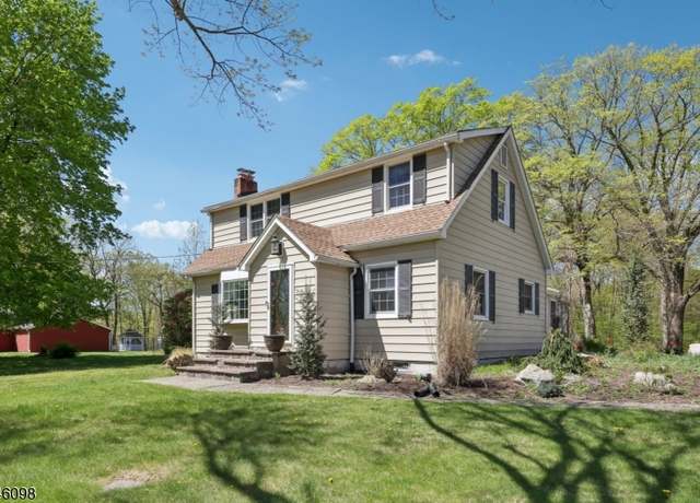 Property at 957 Green Pond Rd, Rockaway Twp., NJ 07866-4408, 3 beds, 1.5 baths