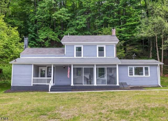 Property at 18 Ann St, Knowlton Twp., NJ 07832-2123, 3 beds, 2 baths