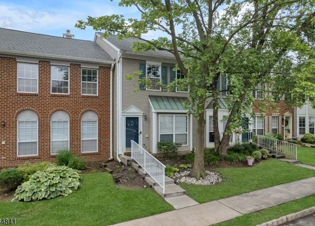 Property at 26 Desoto Dr #26, Franklin Twp., NJ 08823-1775, 2 beds, 2.5 baths