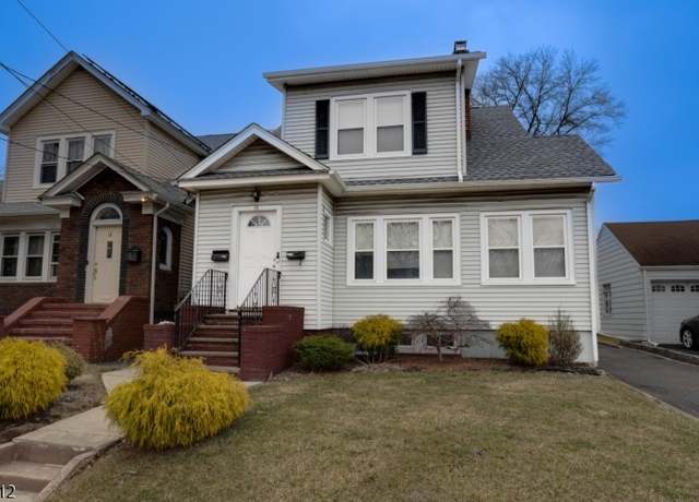 Property at 14 Boyden Ave #2, Maplewood Twp., NJ 07040-1646, 4 beds, 2 baths