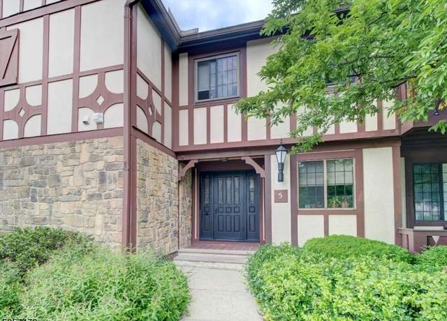 Property at 5E Avon Ct Unit E, Chatham Twp., NJ 07928-2915, 2 beds, 1.5 baths