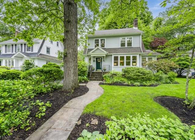Property at 51 Tulip St, Summit City, NJ 07901-2479, 3 beds, 3 baths