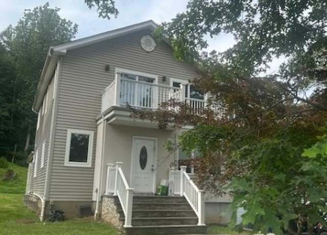 Property at 49 Mayfair Dr, West Orange, NJ 07052-2210, 4 beds, 2.5 baths