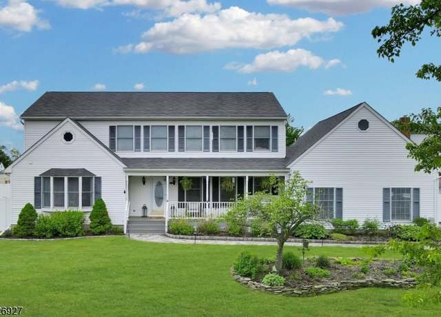 Property at 22 Douma Dr, Newton Town, NJ 07860-1552, 4 beds, 2.5 baths