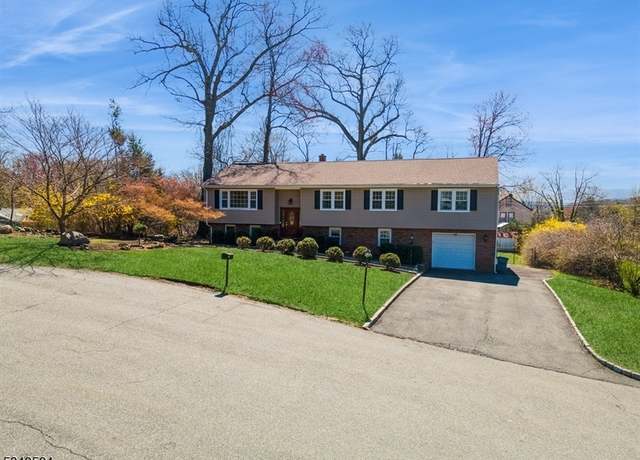 Property at 46 Ross Ln, North Haledon Boro, NJ 07508-2614, 5 beds, 3 baths