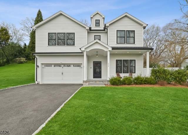 Property at 534 Ashwood Rd, Springfield Twp., NJ 07081-2527, 5 beds, 5.5 baths