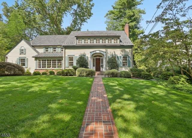 Property at 10 Westminster Rd, Summit City, NJ 07901-3732, 5 beds, 4.5 baths