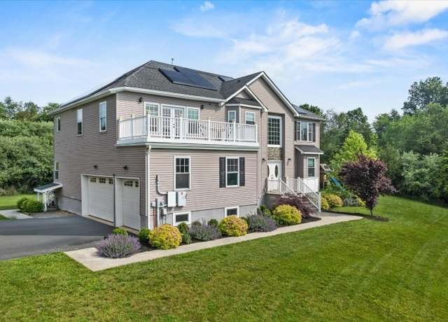 Property at 10 County Road 519, Hampton Twp., NJ 07860-6230, 4 beds, 4.5 baths