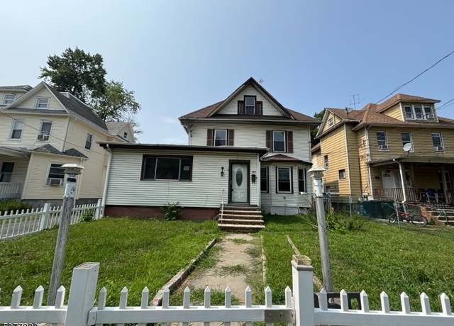 Property at 950 W 6Th St, Plainfield City, NJ 07063-1430, 4 beds, 4 baths