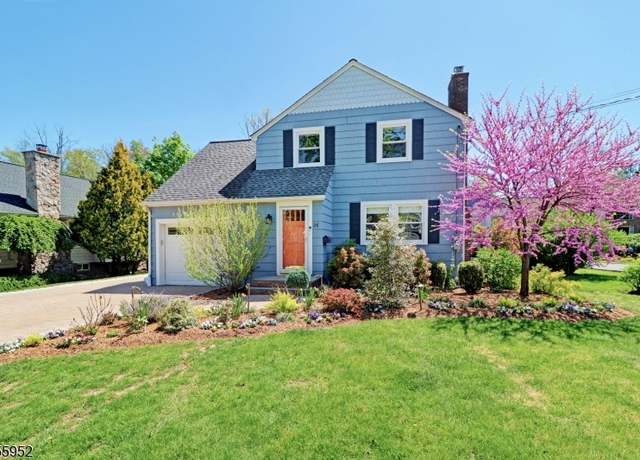 Property at 26 Brooklake Rd, Florham Park Boro, NJ 07932-2817, 3 beds, 1 bath