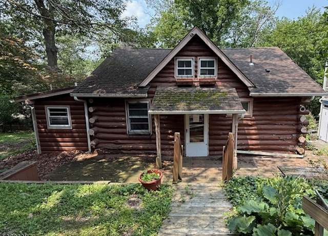Property at 66 Lindys Dr, West Milford Twp., NJ 07480-4273, 2 beds, 1 bath