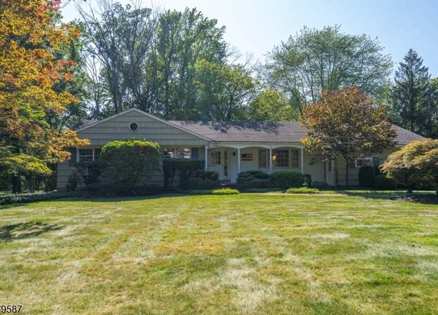 Property at 1701 Mohawk Ln, Scotch Plains Twp., NJ 07076-2541, 3 beds, 2 baths