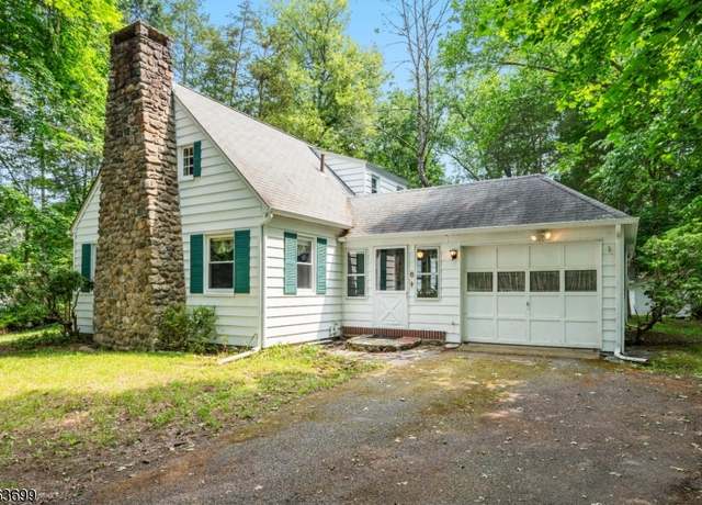 Property at 6 Penn Ave, Andover Twp., NJ 07860-9722, 3 beds, 2 baths