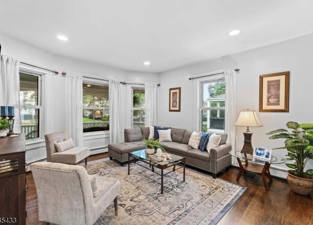 Property at 27 Hillside Ave, Chatham Boro, NJ 07928-2318, 3 beds, 2 baths