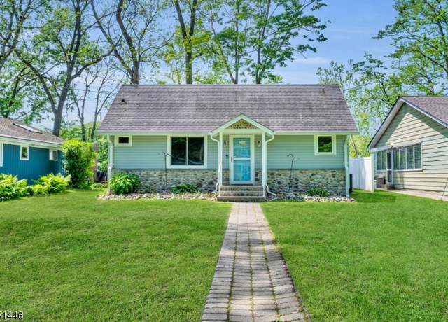 Property at 16 N Riverview Ave, Knowlton Twp., NJ 07832-2031, 3 beds, 1 bath