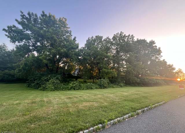 Property at 24 Liberty Corner Rd, Warren Twp., NJ 07059