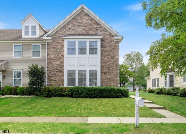Property at 5 Horseshoe Pl, Chesterfield Twp., NJ 08515, 3 beds, 2.5 baths