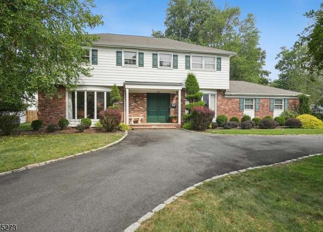 Property at 3 Troy Dr, Livingston Twp., NJ 07039-2422, 4 beds, 3.5 baths
