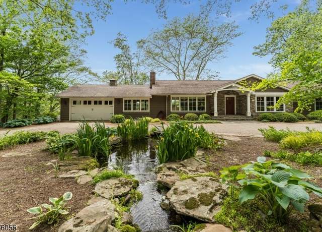 Property at 12 Woodland Rd, Franklin Twp., NJ 08867-4029, 3 beds, 4 baths