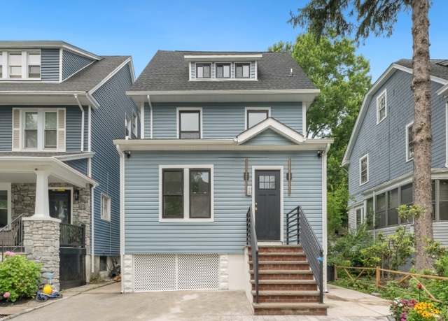 Property at 31 Emerson St, East Orange City, NJ 07018-1911, 5 beds, 2.5 baths