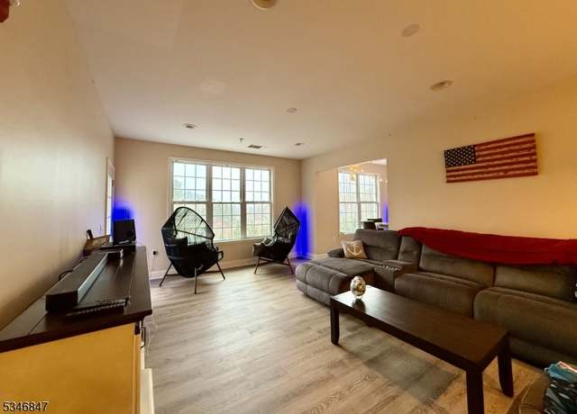 Property at 8306 Sanctuary Blvd #8306, Riverdale Boro, NJ 07457-1641, 1 bed, 1 bath