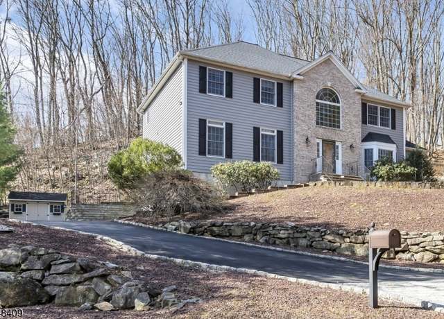Property at 130 Sun Valley Way, Morris Plains Boro, NJ 07950-2033, 5 beds, 3 baths