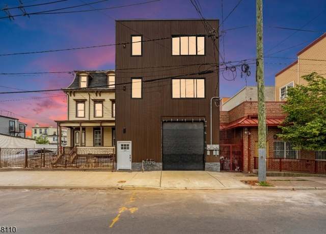Property at 109 Fulton St, Elizabeth City, NJ 07206-1722, 6 beds, 2 baths
