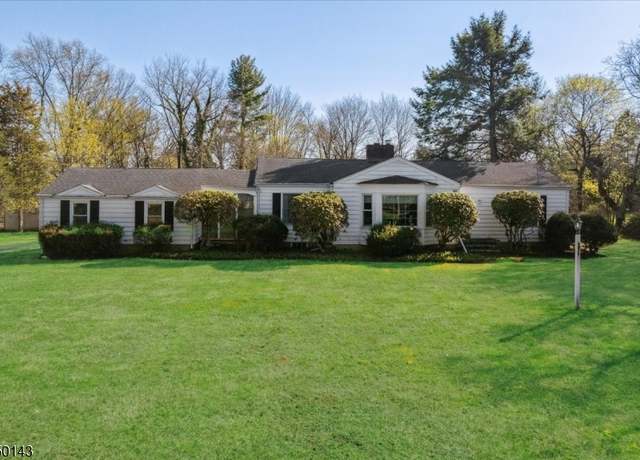 Property at 80 Van Doren Ave, Franklin Twp., NJ 08873-2741, 3 beds, 1 bath