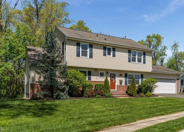Property at 5 Seville Dr, Somerville Boro, NJ 08876-1727, 4 beds, 2.5 baths