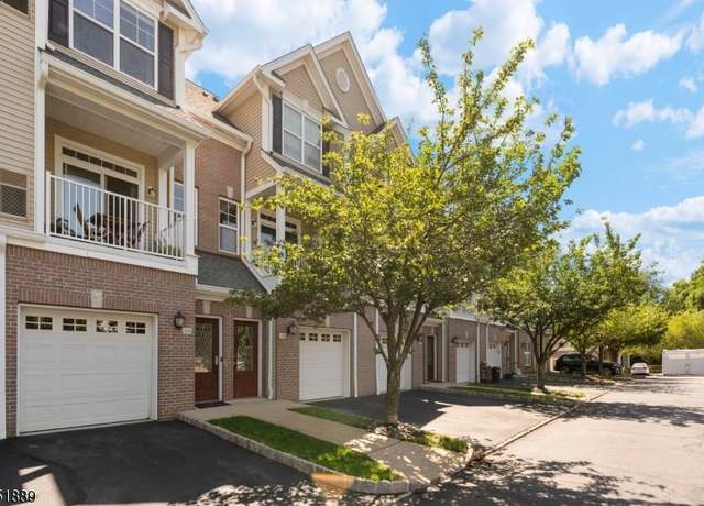 Property at 206 River Pl, Butler Boro, NJ 07405-1086, 2 beds, 2.5 baths