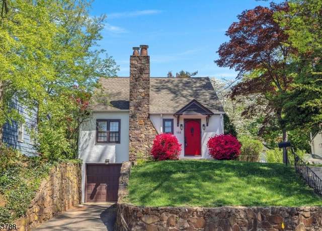 Property at 188 Sandford Ave, North Plainfield Boro, NJ 07060-4322, 4 beds, 2 baths