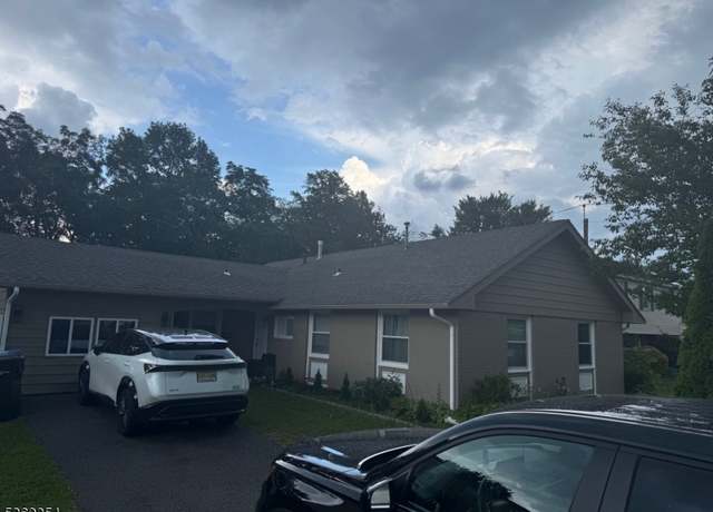 Property at 126 Millbrook Dr, Willingboro Twp., NJ 08046-2837, 4 beds, 2 baths