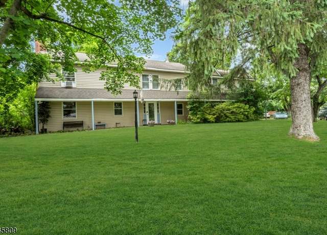 Property at 9 Mueller Ln, Franklin Twp., NJ 07882-3553, 4 beds, 3 baths