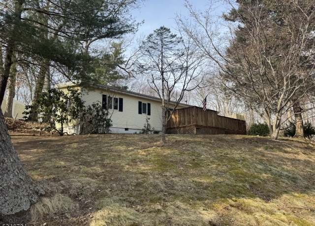 Property at 18 Cranberry Ledge Rd, Byram Twp., NJ 07821-3004, 3 beds, 2 baths