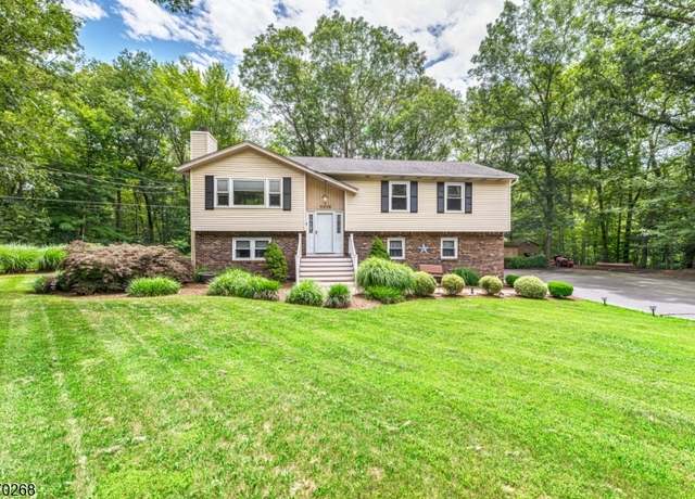 Property at 5338 Berkshire Valley Rd, Jefferson Twp., NJ 07438-9749, 3 beds, 2.5 baths