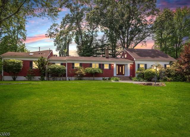 Property at 6 Heritage Ln, Scotch Plains Twp., NJ 07076-2414, 5 beds, 4.5 baths