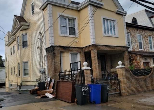 Property at Undisclosed address, Paterson City, NJ 07503-2613, 10 beds, 5 baths