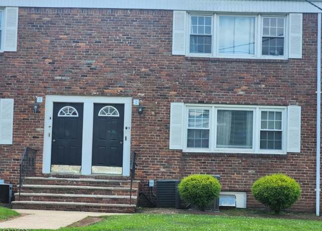 Property at 8 Columbia Dr Unit 1A, Bridgewater Twp., NJ 08807-3408, 3 beds, 1.5 baths